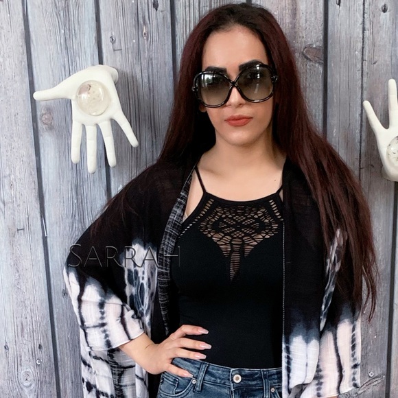 sarrah Tops - Last 1 M! New Cut-out Seamless Bodysuit